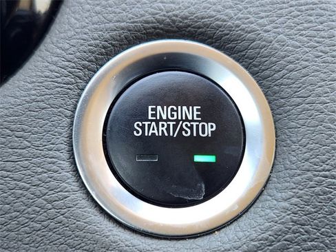 Used 2021 Cadillac XT5 Premium Luxury image 22