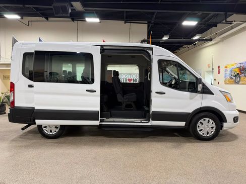 Used 2022 Ford Transit 350 XLT RWD image 14