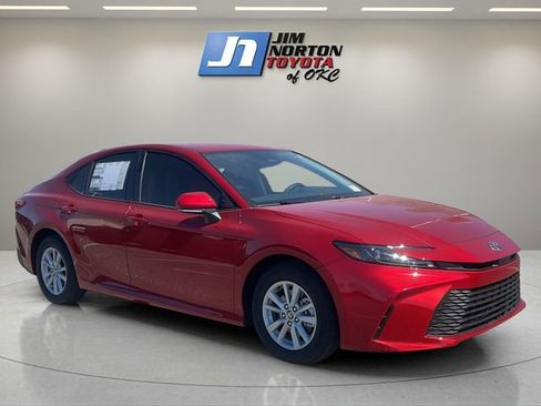 New 2026 Toyota Camry LE image 3