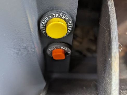 Used 1984 Ford Mustang SVO image 22