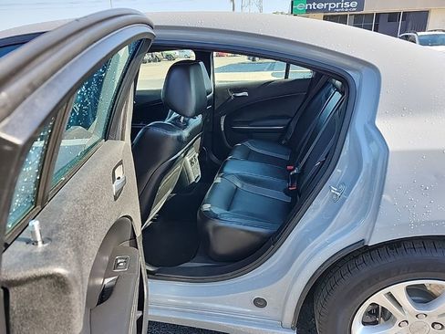 Certified 2022 Dodge Charger SXT w/ Leather Interior Group image 18