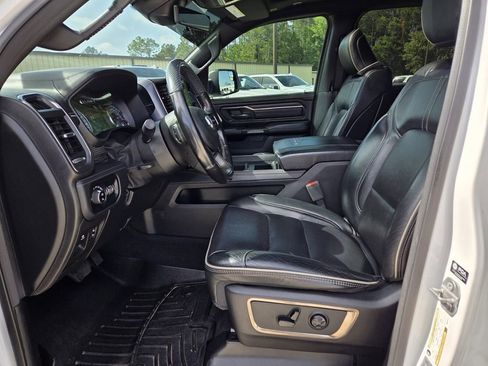 Used 2021 RAM 1500 Limited AWD/4WD image 10