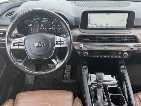 Used 2021 Kia Telluride SX w/ SX Prestige Package image 13