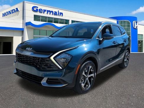 Used 2023 Kia Sportage EX image 1