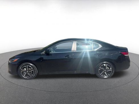 Used 2025 Nissan Sentra SV FWD image 8