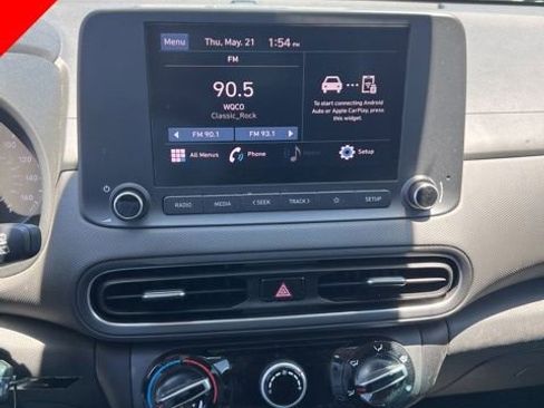 Used 2023 Hyundai Kona SE FWD image 8