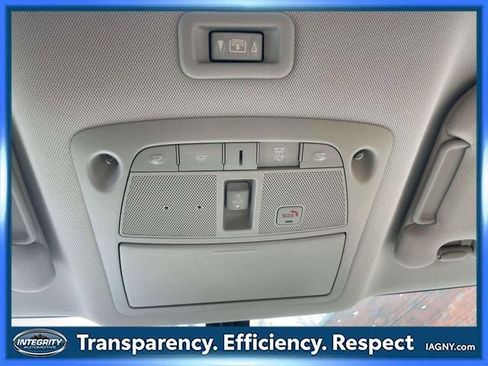 Used 2018 Nissan Pathfinder Platinum image 33