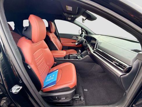 Used 2024 Kia Sportage SX image 33