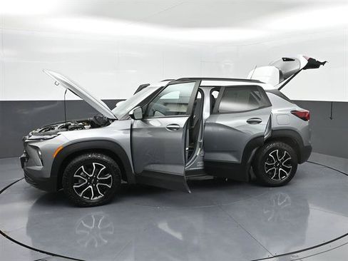 Used 2024 Chevrolet TrailBlazer ACTIV w/ Convenience Package FWD image 54