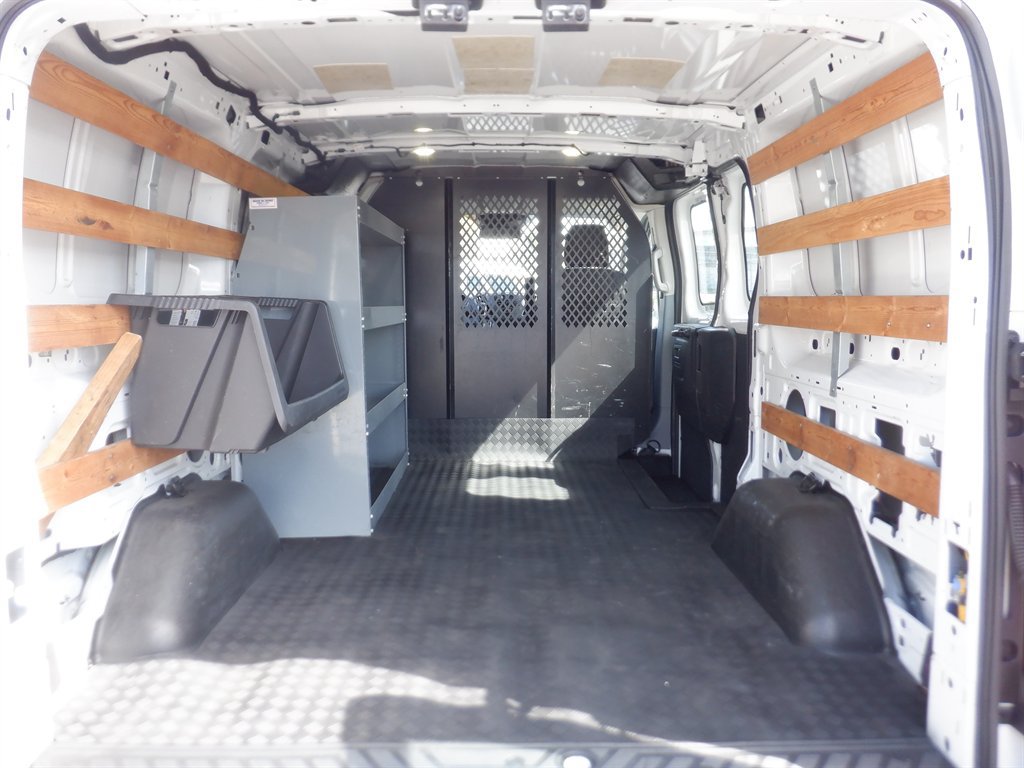 Used 2017 Ford Transit 250 130 Low Roof w/ Exterior Upgrade Package RWD image 6