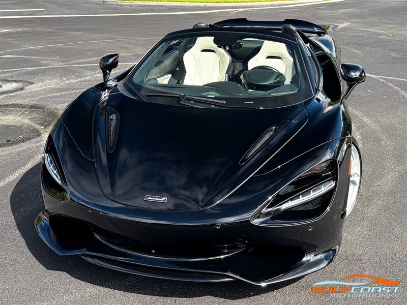 Used 2024 McLaren 750S Spider RWD image 9