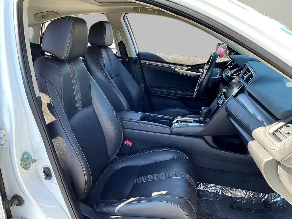 Used 2020 Honda Civic Touring image 29