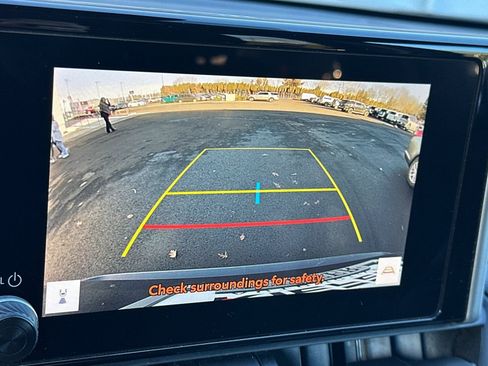 Used 2023 Toyota RAV4 XLE image 22