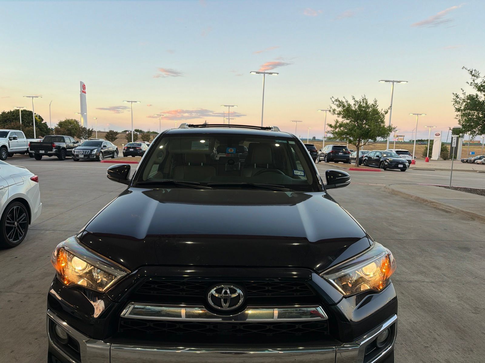 Used 2015 Toyota 4Runner Limited AWD/4WD image 27