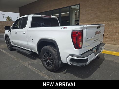 Used 2022 GMC Sierra 1500 Elevation w/ Preferred Package AWD/4WD image 5