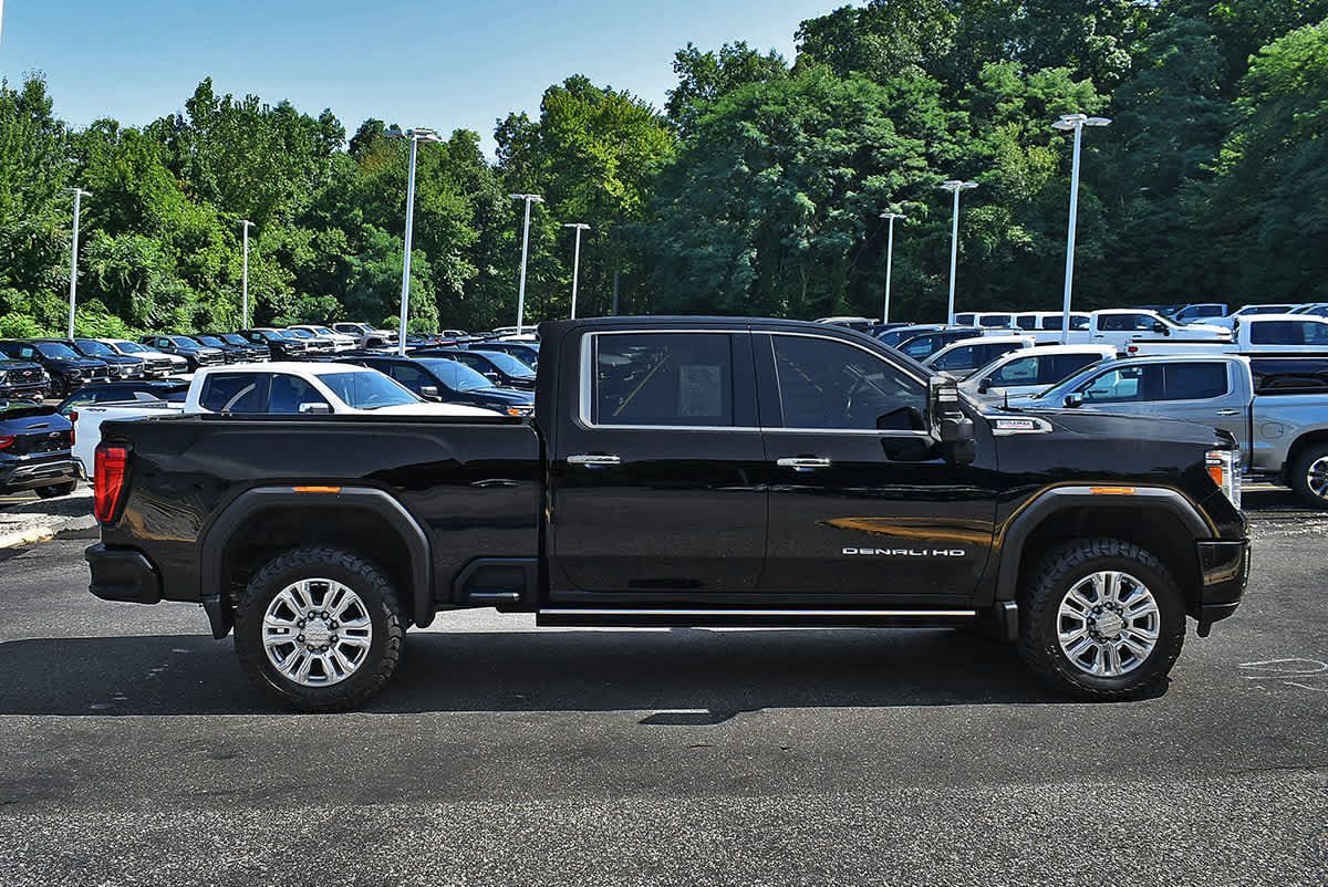 Used 2022 GMC Sierra 2500 Denali w/ Denali Ultimate Package AWD/4WD image 6