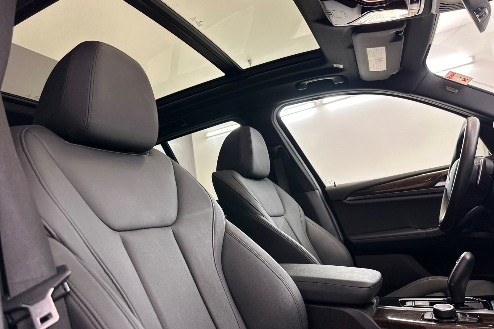 Used 2019 BMW X3 sDrive30i w/ Driving Assistance Package RWD image 24
