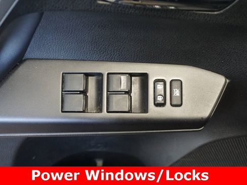 Used 2018 Toyota RAV4 XLE image 5