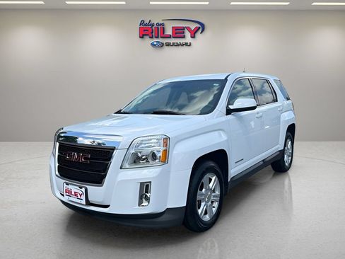 Used 2015 GMC Terrain SLE FWD image 1