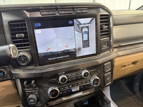 Used 2024 Ford F250 Lariat w/ Lariat Ultimate Package image 18