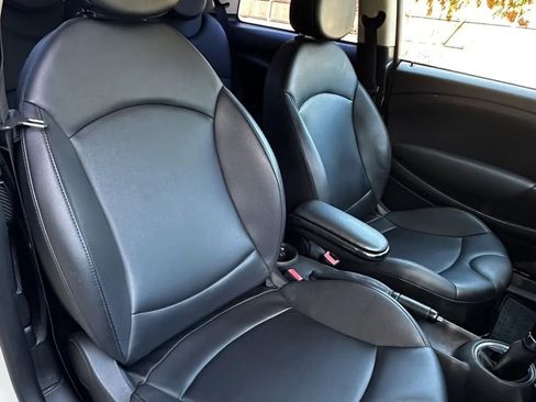 Used 2013 MINI Cooper S image 22