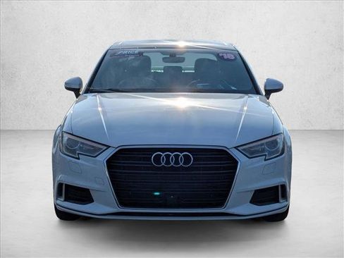 Used 2018 Audi A3 2.0T Premium image 2