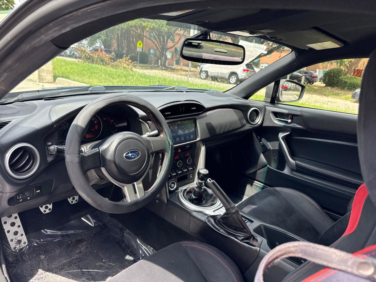 Used 2015 Subaru BRZ Limited w/ Popular Package #2B RWD image 17