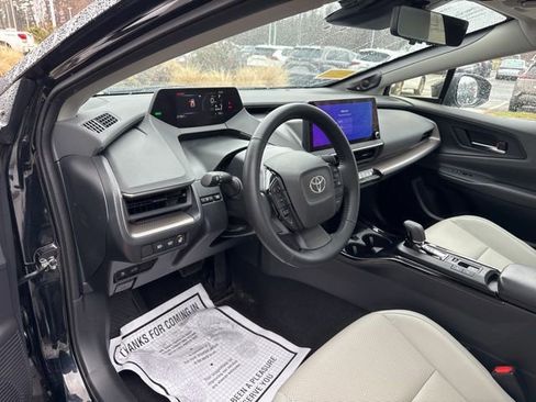 Used 2024 Toyota Prius Limited w/ Limited Premium Package image 24