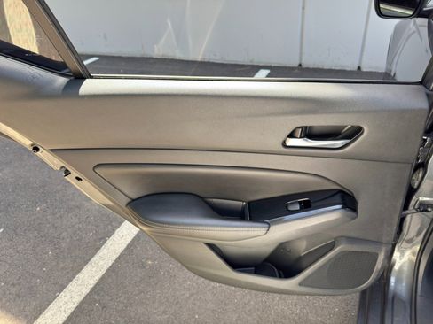 Used 2021 Nissan Altima 2.5 SV FWD image 36