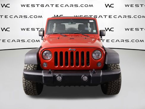 Used 2014 Jeep Wrangler Unlimited Sport w/ Connectivity Group AWD/4WD image 2