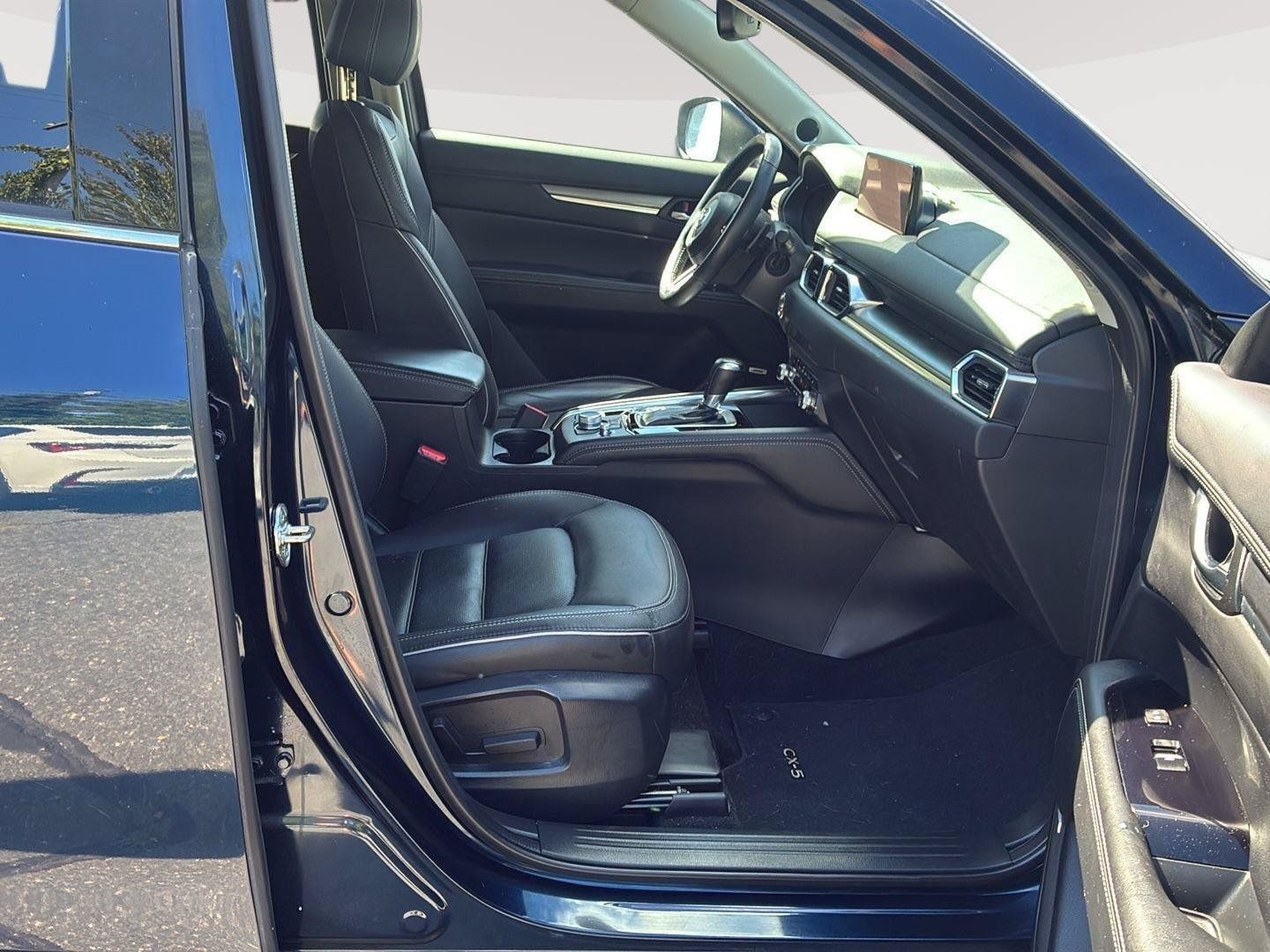 Used 2024 MAZDA CX-5 AWD 2.5 S w/ Premium Package image 10
