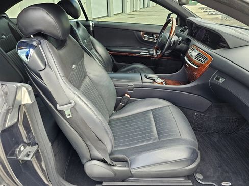 Used 2013 Mercedes-Benz CL 550 4MATIC image 24