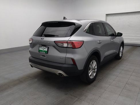 Used 2021 Ford Escape SE FWD image 9