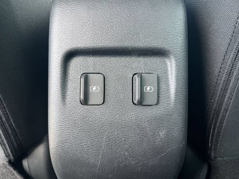 Used 2024 Nissan Kicks SV FWD image 35