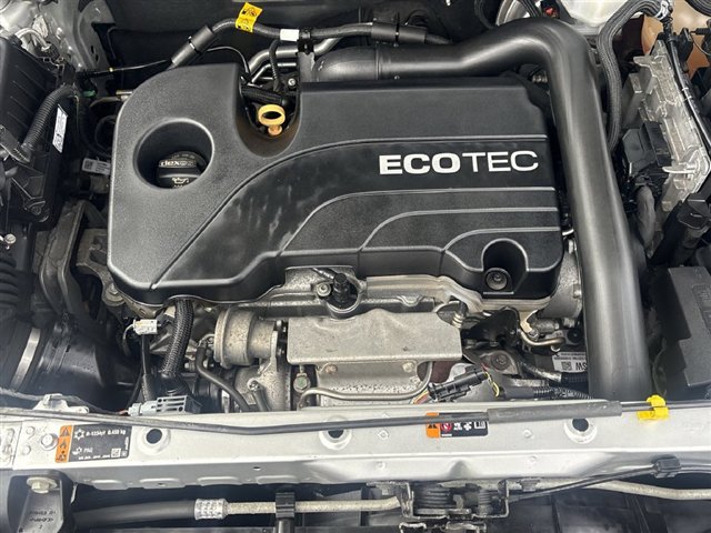 Used 2020 Chevrolet Equinox LT w/ Driver Convenience Package FWD image 28
