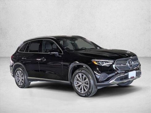 Certified 2023 Mercedes-Benz GLC 300 4MATIC image 3
