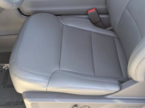 New 2026 Ford Expedition Active RWD image 4