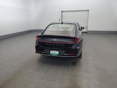 Used 2023 Hyundai Sonata SE w/ Cargo Package FWD image 7
