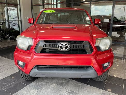 Used 2013 Toyota Tacoma 4x4 Double Cab w/ TRD Sport Pkg image 2