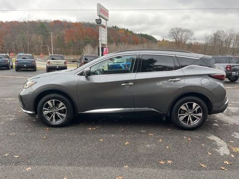 Used 2023 Nissan Murano SV image 10