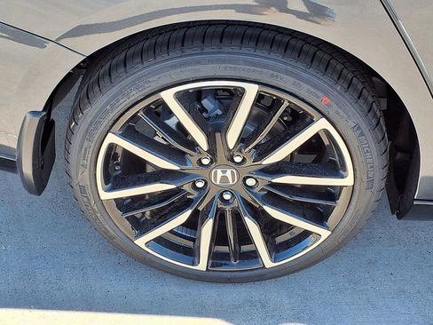 New 2026 Honda Accord Touring image 8
