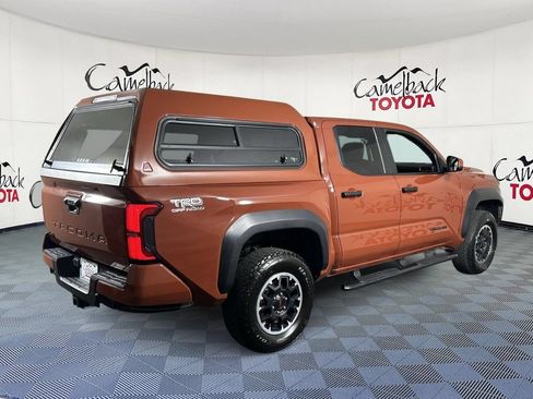 Used 2025 Toyota Tacoma TRD Off-Road AWD/4WD image 8