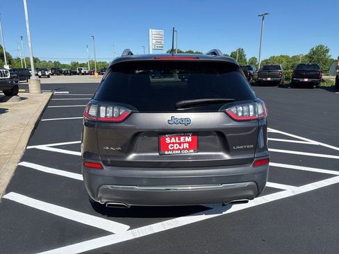 Used 2019 Jeep Cherokee Limited AWD/4WD image 7