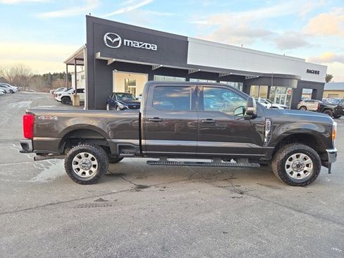 Used 2024 Ford F250 XLT image 6