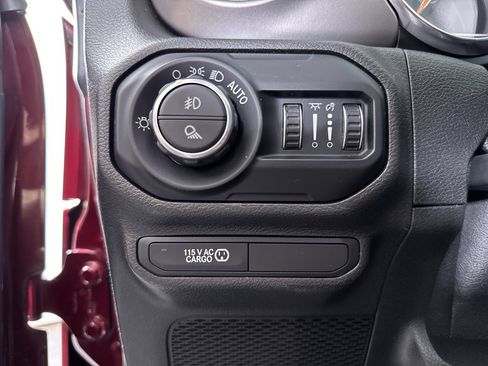 Used 2021 Jeep Gladiator Sport AWD/4WD image 31