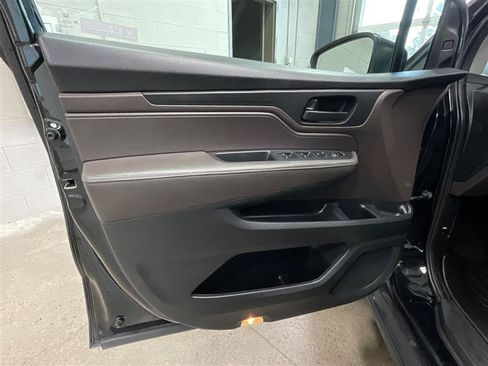 Used 2020 Honda Odyssey EX image 10