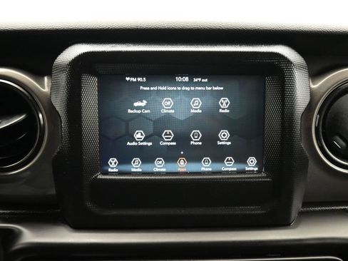 Used 2023 Jeep Gladiator Sport image 16