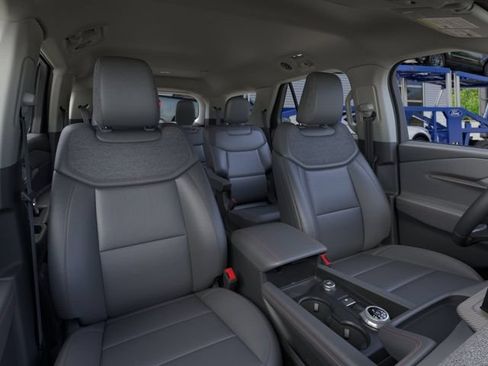 New 2026 Ford Explorer Active w/ Active Comfort Package AWD/4WD image 11