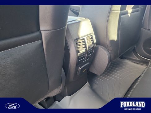 Used 2013 Ford Escape Titanium AWD/4WD image 30