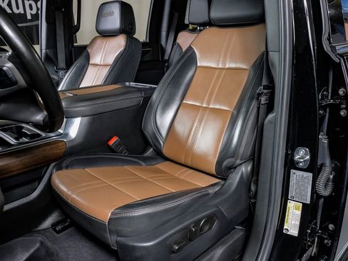 Used 2024 Chevrolet Silverado 2500 High Country w/ High Country Premium Package image 31